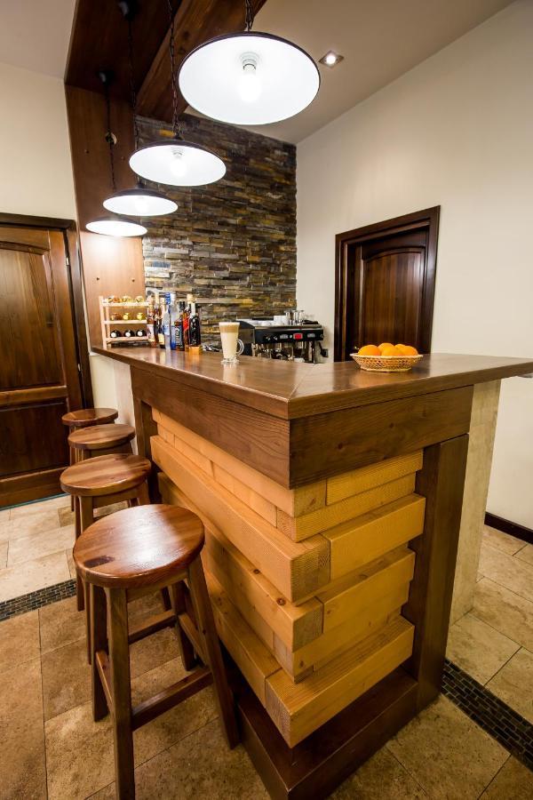 River Retreat Otel Lotrioara Dış mekan fotoğraf